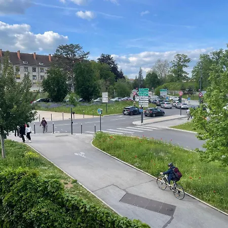 Situe A 5 Minutes De La Gare Besancon